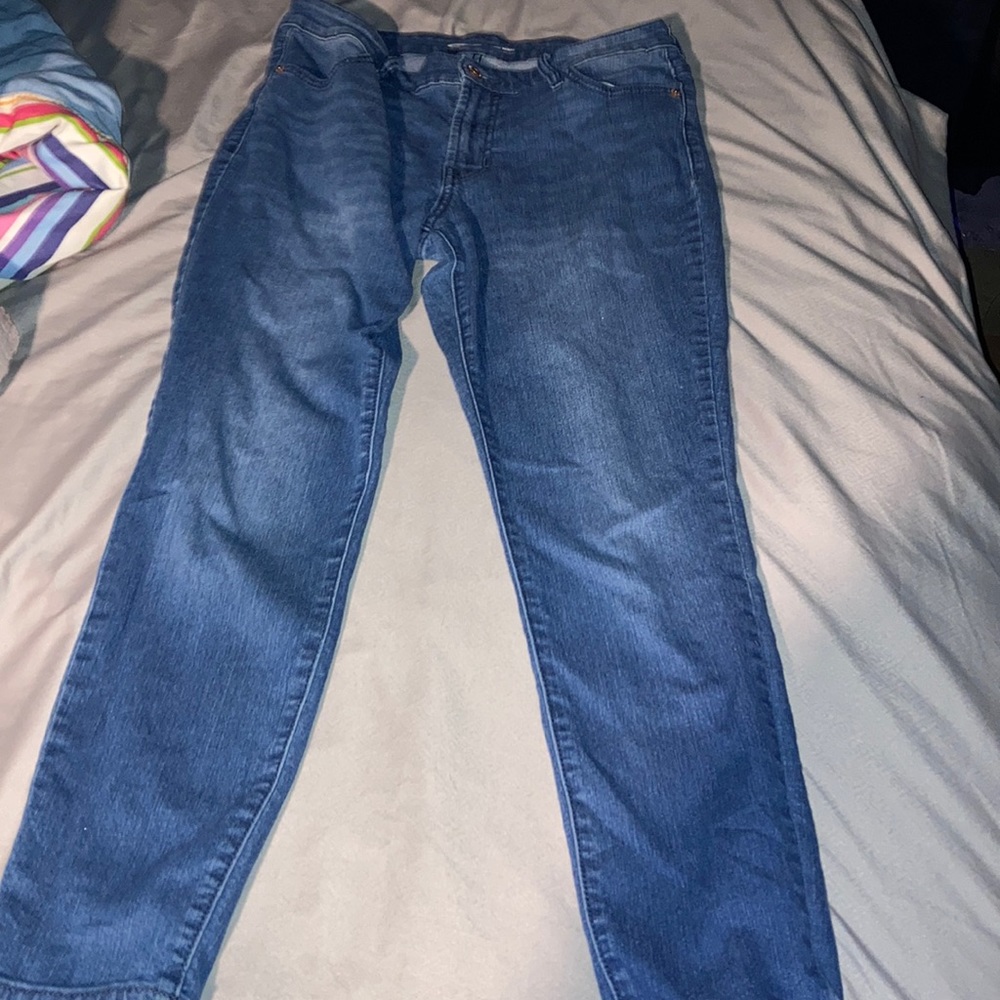 skinny jeans